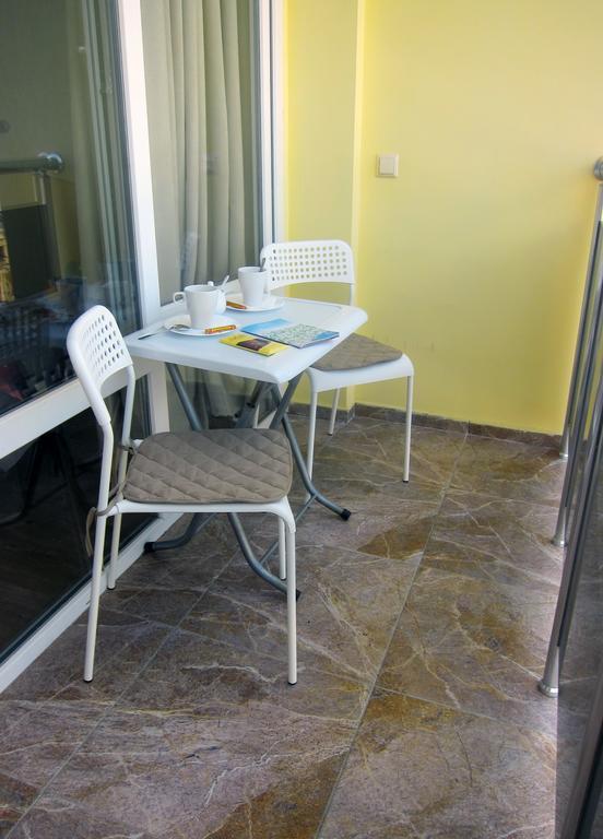 Apartments In The Center Of Batumi Luaran gambar