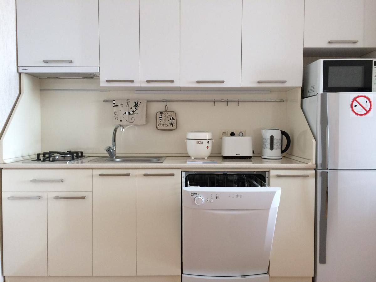 Apartments In The Center Of Batumi Luaran gambar